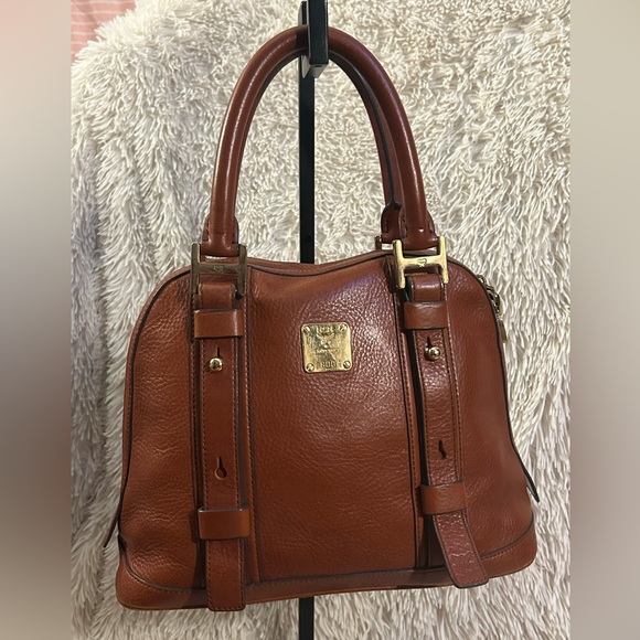 Preloved- vintage MCM handbag in excellent condition! Great deal! - Picture 7 of 7